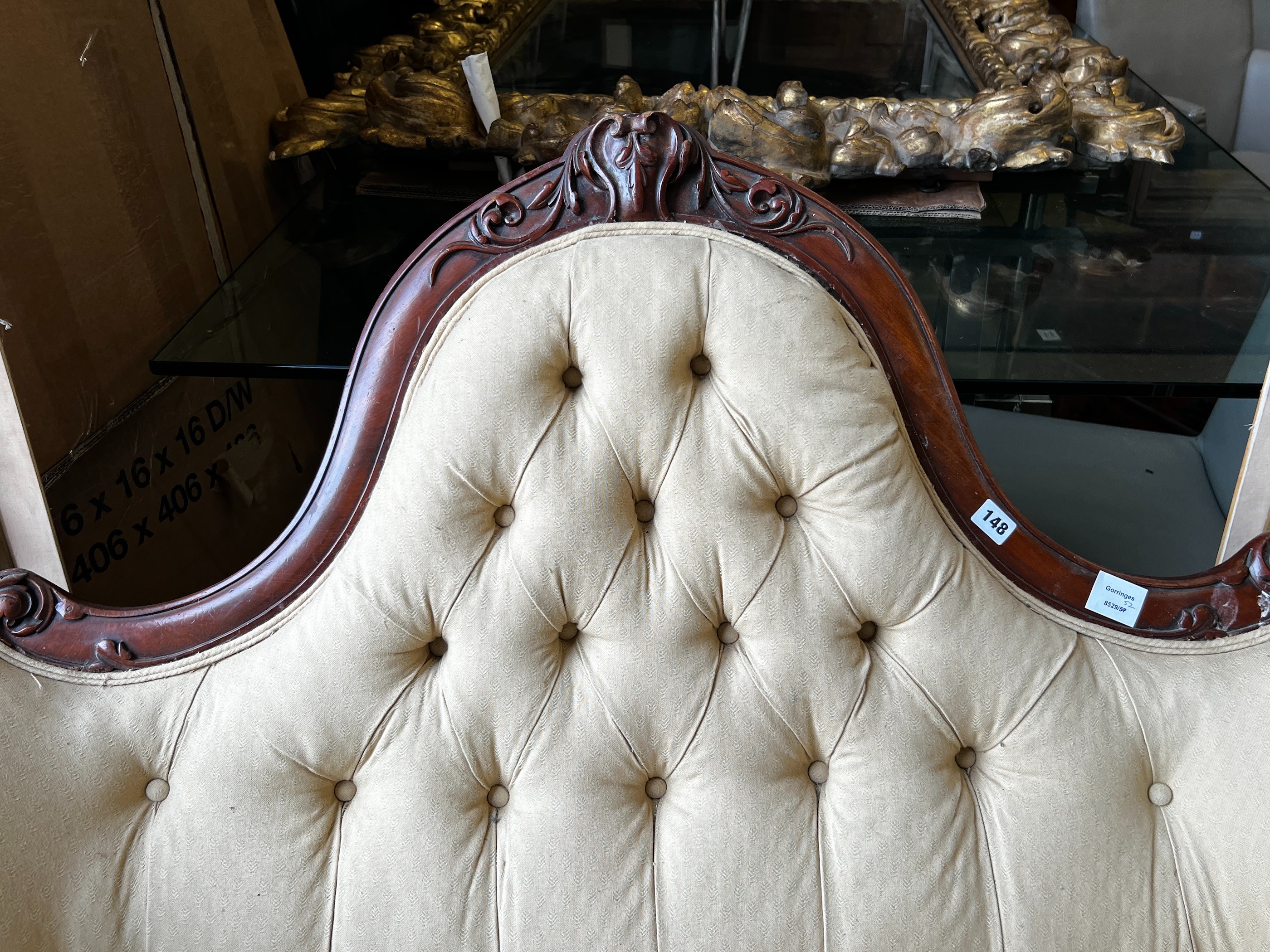 A Victorian mahogany settee, length 158cm, depth 92cm, height 94cm